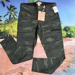 Democracy Ab Technology Camo Leggings NWT